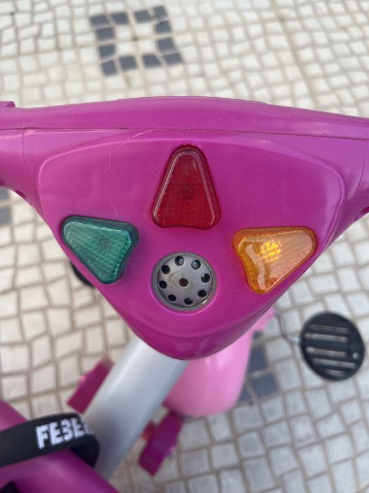 Triciclo novo criança Feber