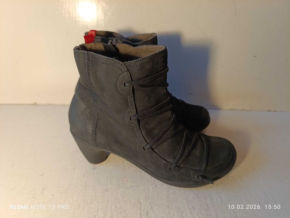 botki skórzane Camper