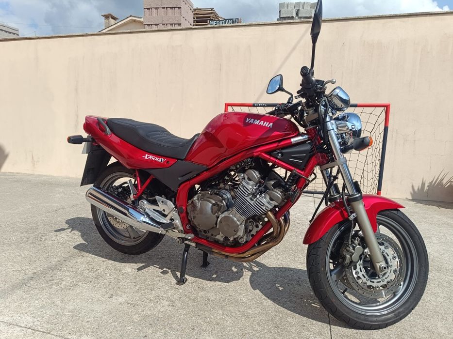 Yamaha  XJ 600N.