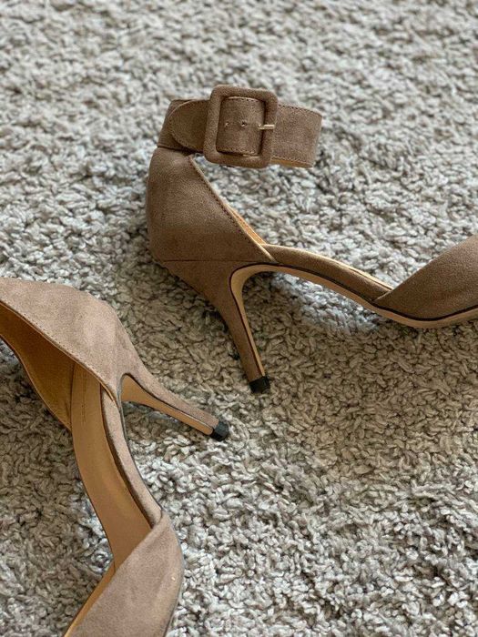 Туфлі човники Zara basic, розмір 39