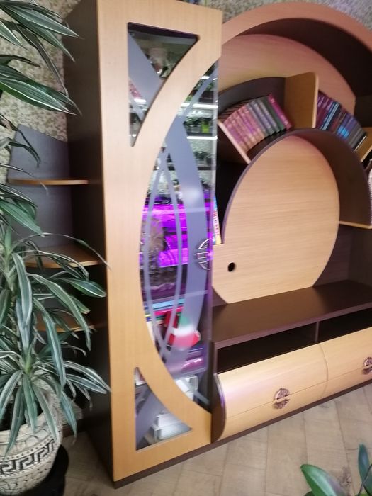 Стінка для кімнати