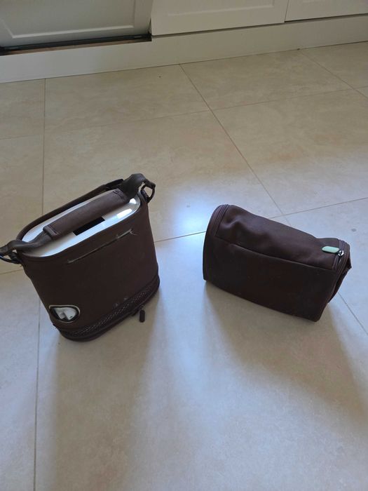 Philips SimplyGo Mini – przenośny koncentrator tlenu + pełny zestaw