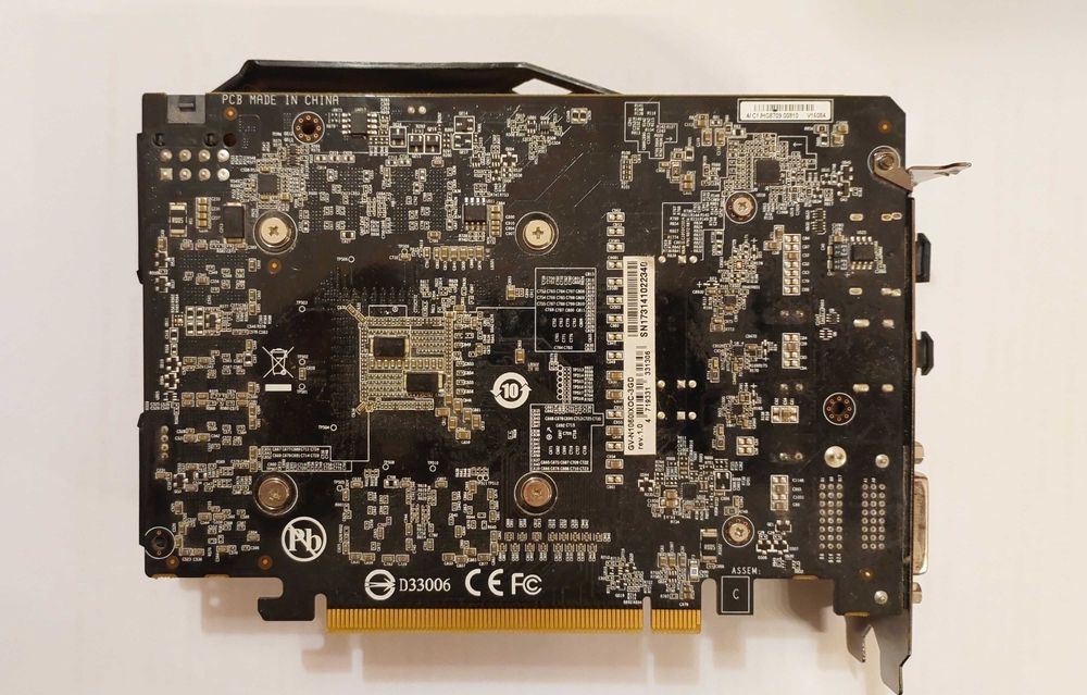 Відеокарта GIGABYTE GTX 1060 Mini ITX OC 3GB у гарному стані!