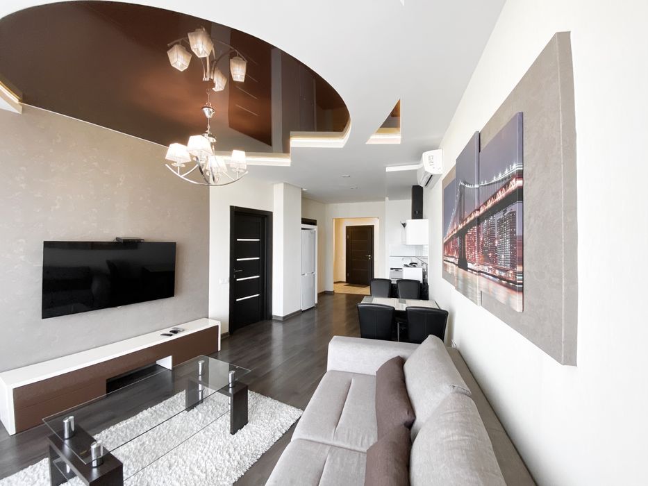 Мост Сити джакуззи, вид на Днепр, джакуззи