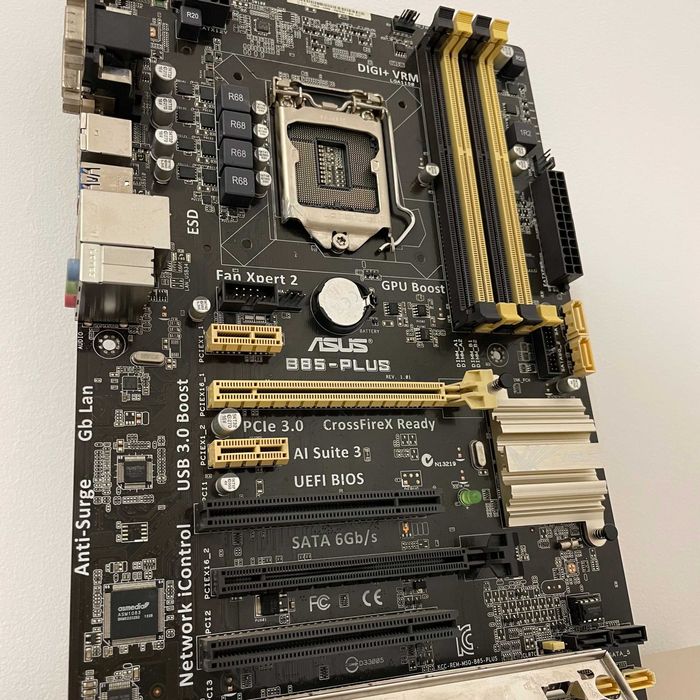 Motherboard Asus B85-Plus [avariada]