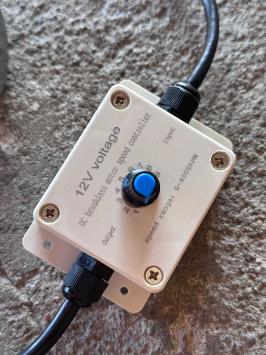 Silnik wibracyjny 12V do podajnika wodoszczelny IP65