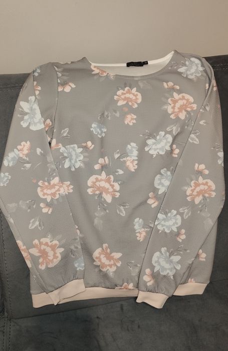 Bluza damska szara w kwiaty