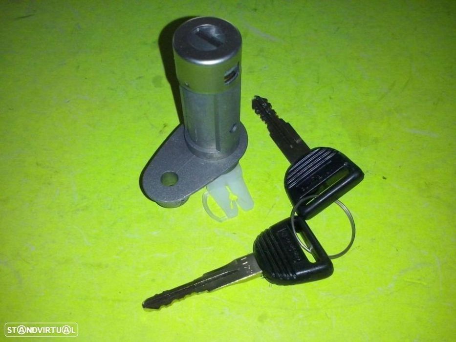 Canhão da tampa da mala Honda Civic EG e EH9 Sedan NOVO
