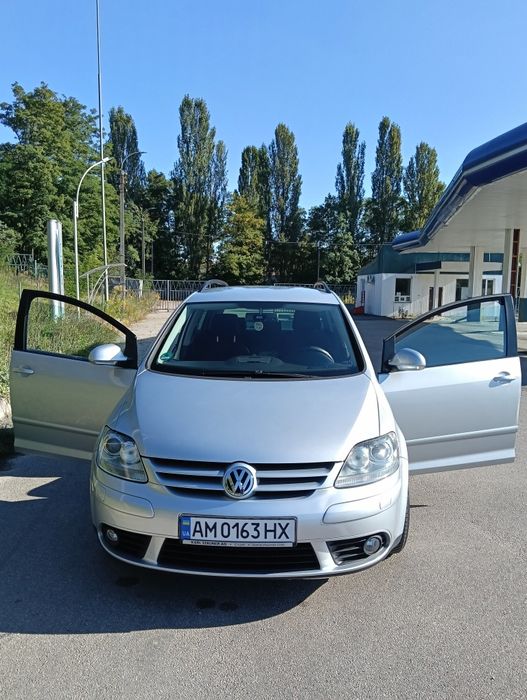 Продам власне авто Volkswagen Colf Plus