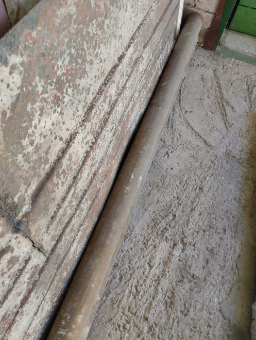 Продаю металлическую трубу диаметром 80, 110 мм.