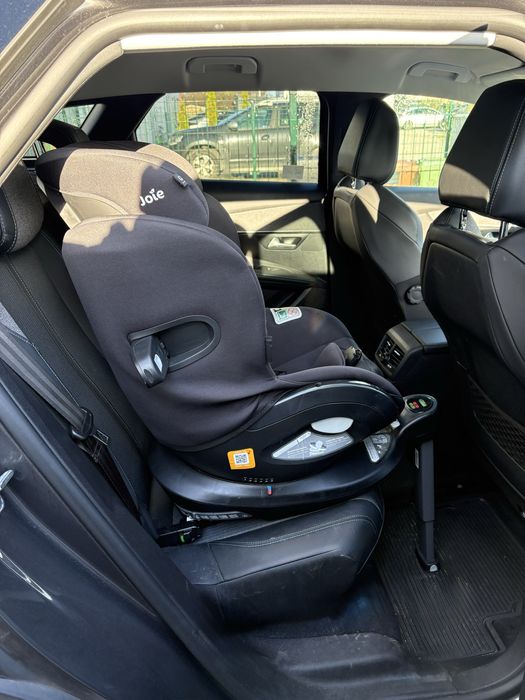 Fotelik obrotowy z bazą Joie i-Spin 360