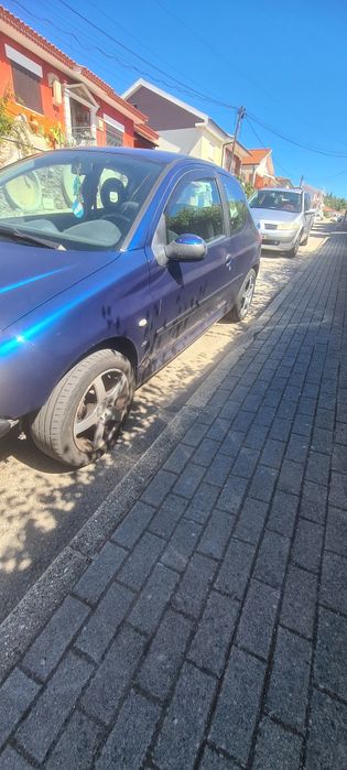 Peugeot 206 bom estado mecanico