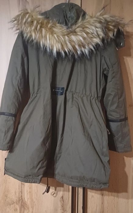 Kurtka Guess nowa z metką