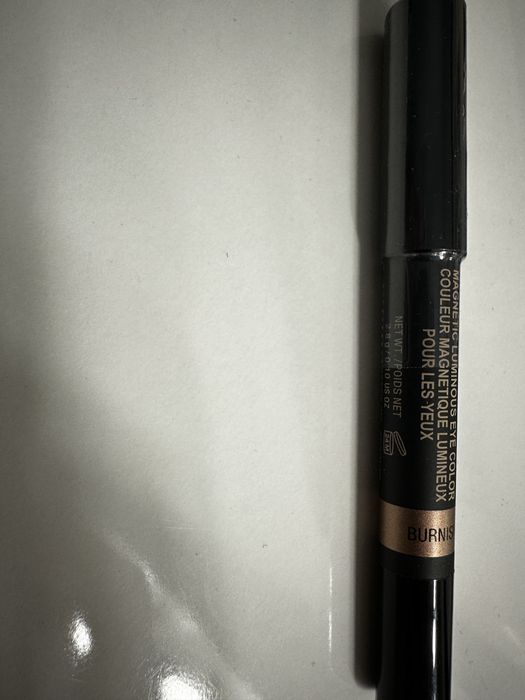Nudestix w odcieniu Burnish cień do powiek/kredka