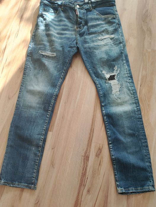 DSQUARED2  wloskie jeansy