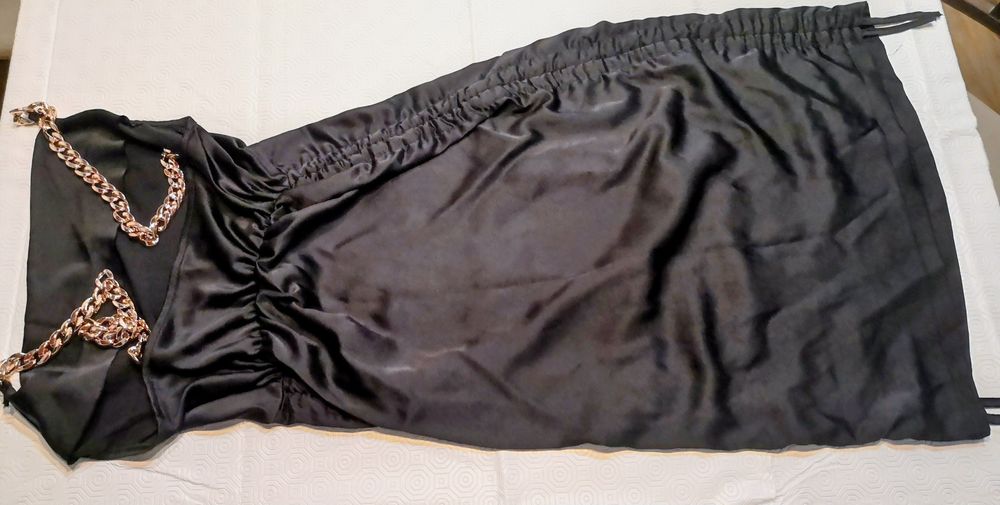 Vestido cerimónia em cetim