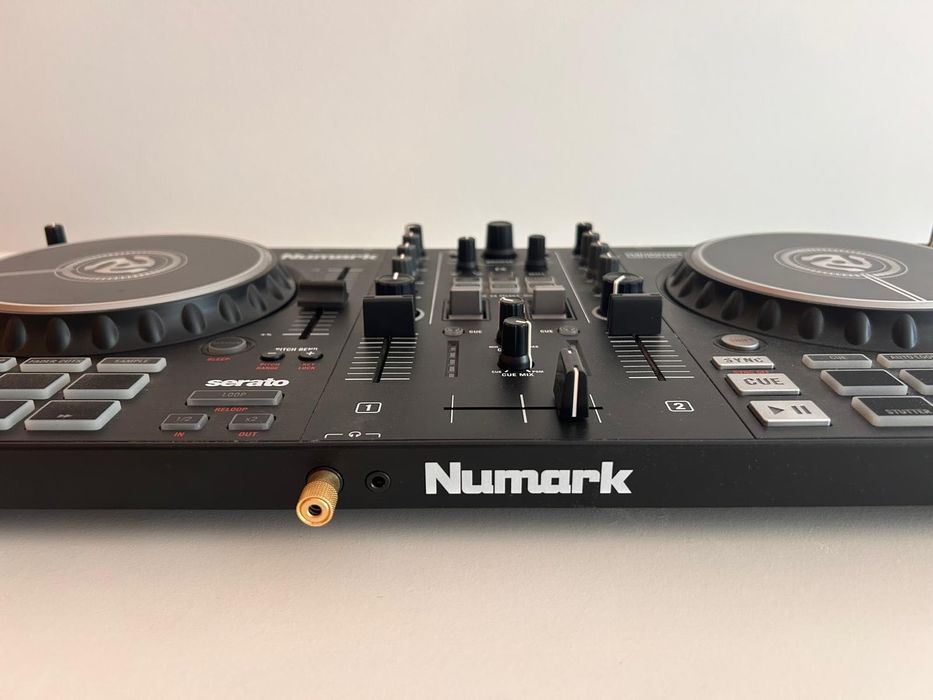 Controlador DJ Numark Mixtrack Pro FX