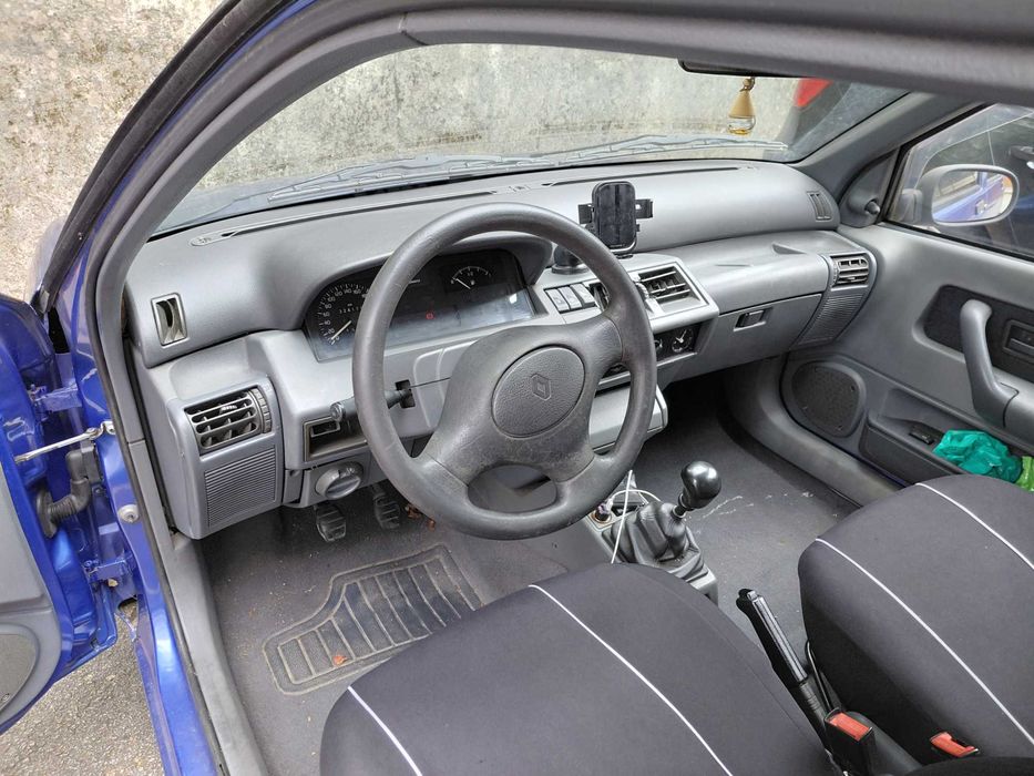 Renault Clio 1.2 Gasolina - Bom Estado / Mecânica Revista