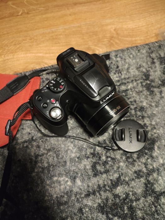 Cyfrowy aparat fotograficzny Panasonic Lumix DMC FZ72