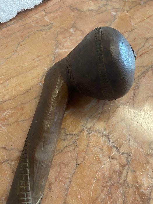 Conjunto de duas maças de luta / ceptros africanos etnia Massai