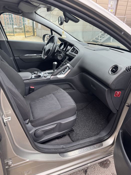 PEUGEOT 3008 2009 VIN VF30U9HZH9S220512 фото оголошення 11 з 23
