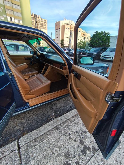 Mercedes Benz W126 SE V8 420