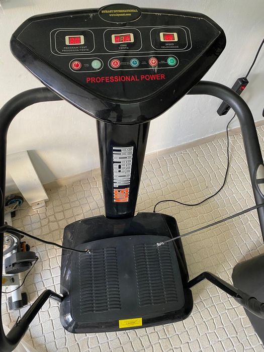 Plataforma vibratória ginásio