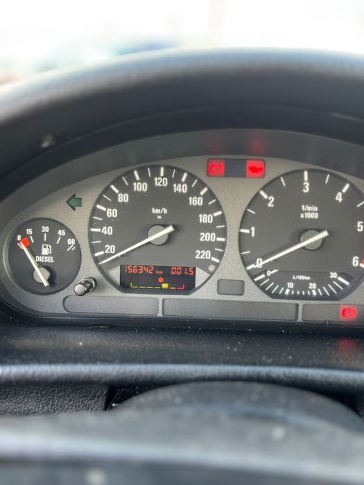 Vendo BMW 318 TDS