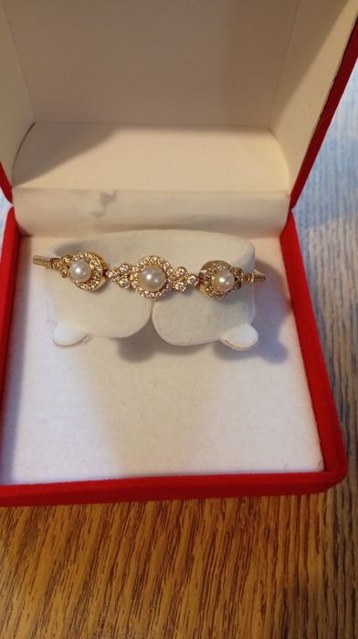 Золотий браслет з перлами 585