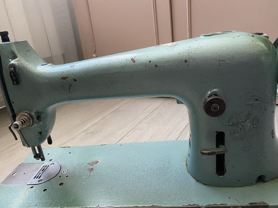 Промышленная  швейная машинка 22 кл