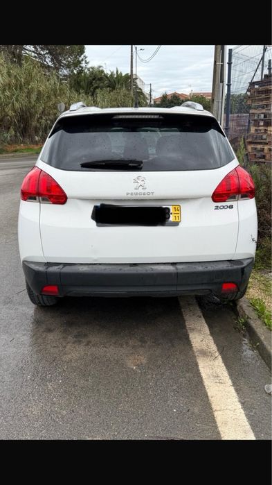 SUV Peugeot 2008 1.2 gasolina