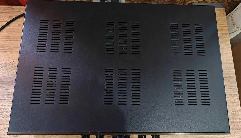 AUNA CD708 Hi-Fi усилитель