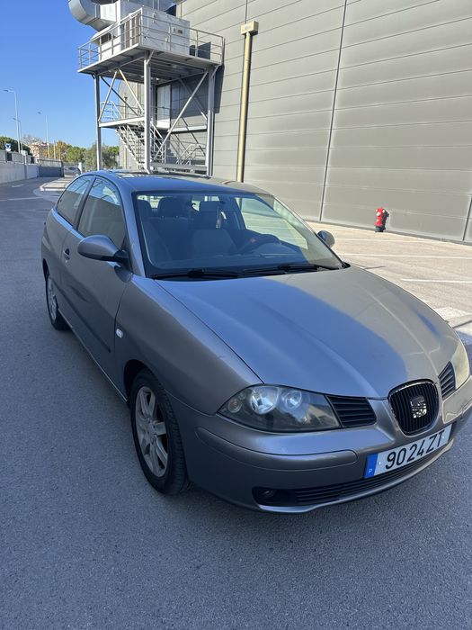 Seat Ibiza 1.4 gasolina / 2005