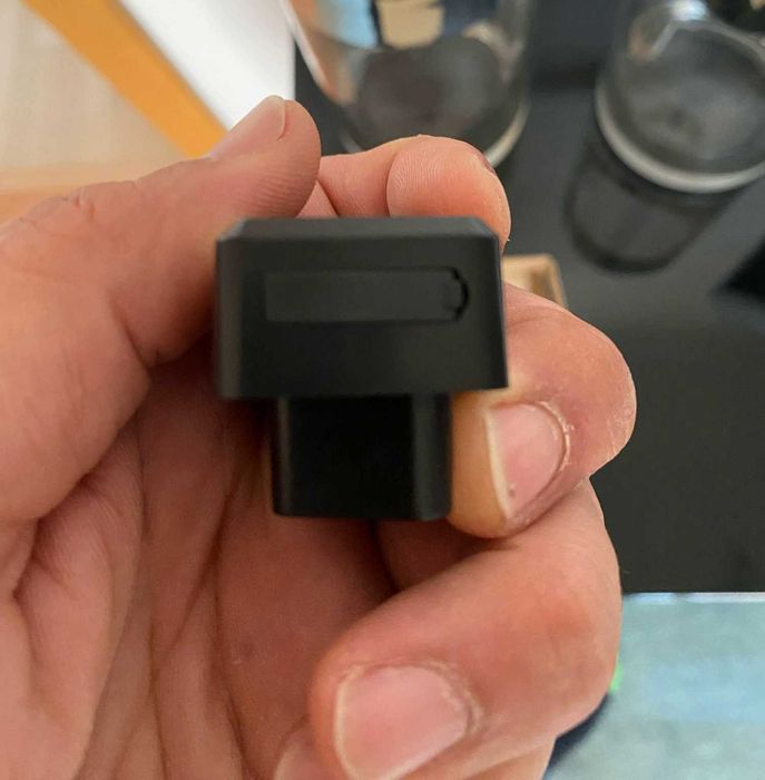 Мини OBD GPS-трекер автомобиля 2G б/у