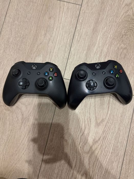 Xbox One 500GB 2pady