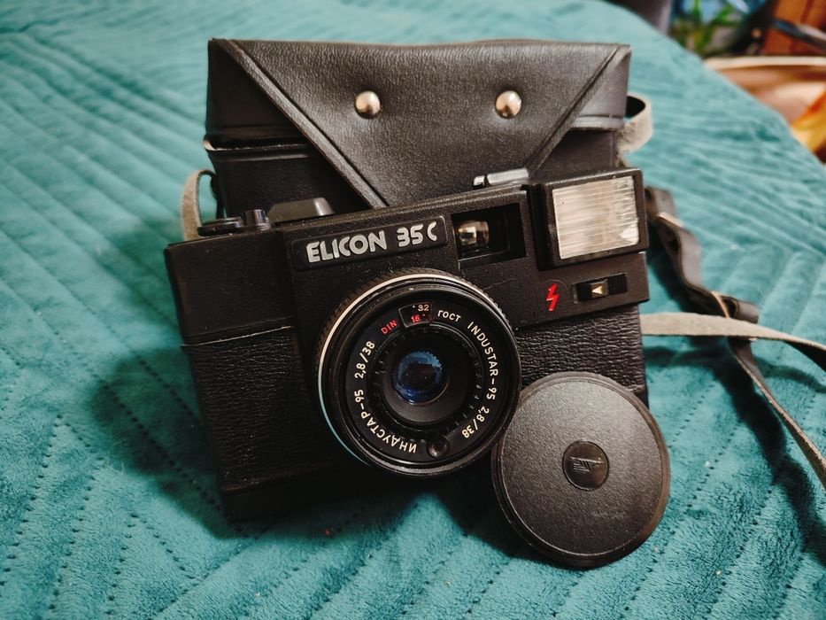 Stary aparat fotograficzny Elicon 35C analogowy. Polecam Okazja