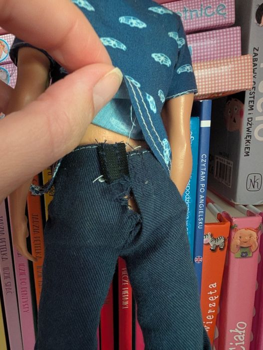 Lalka Ken Mattel  w ubraniu