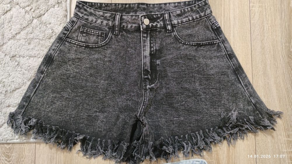 Жіночі джинсові шорти - спідниця