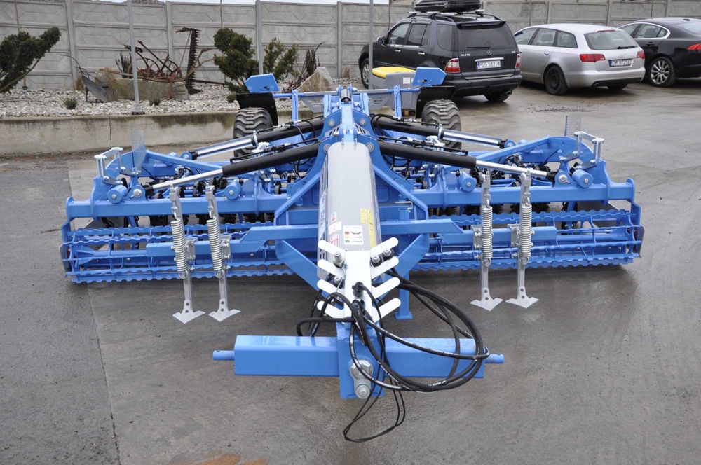 Kompaktor, agregat uprawowy NAMYSLO MILAN 400 H, nie lemken kompaktor