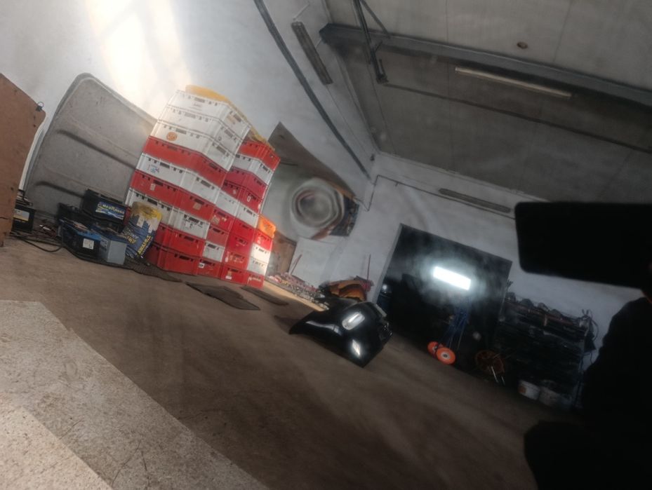 VW Volkswagen  New Beetle maska pokrywa silnika LO41