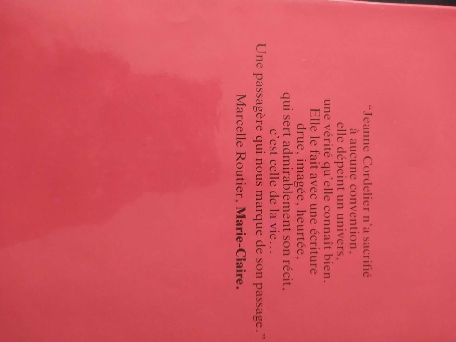 Książka po francysku La Passagere Jeanne Cordelier