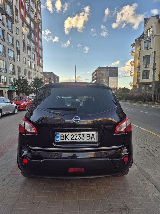 Продам Nissan Qashqai+2