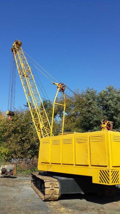 Пропонуємо в довгострокову оренду гусеничні крани РДК-160-3, РДК-160-2