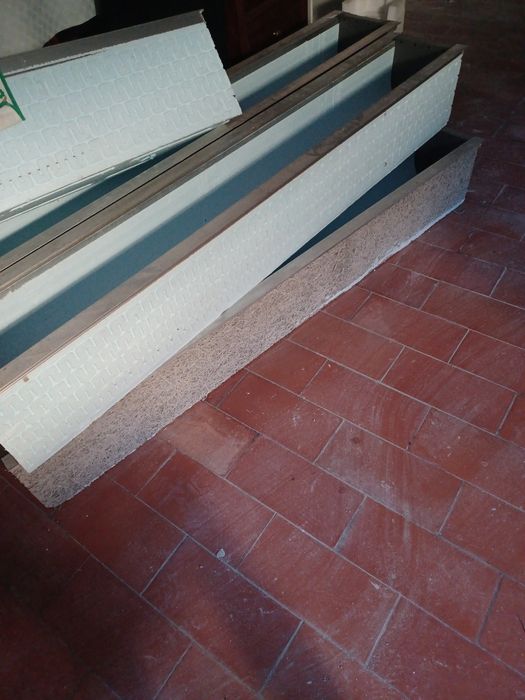 Caixa de estore novas