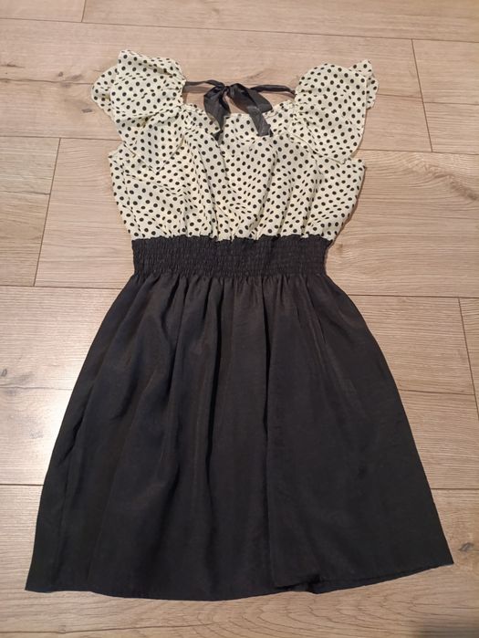 Letnia lekka sukienka