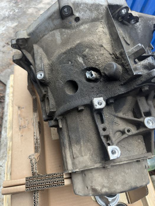 Коробка 1.6 Citroen, Peugeot механика дизель