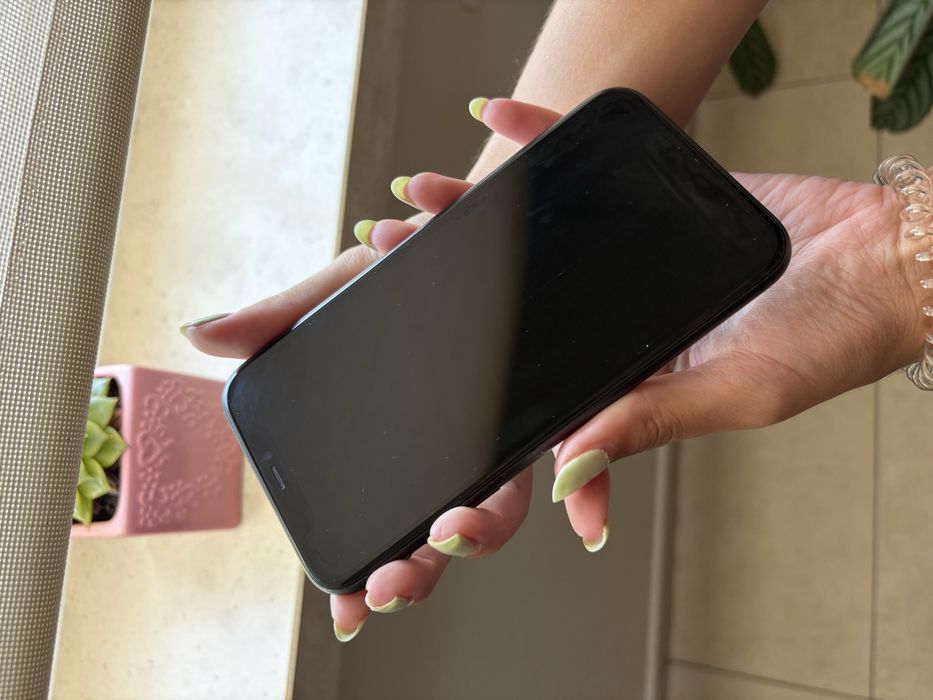 iPhone 11 128GB Preto | Desbloqueado | Totalmente Funcional