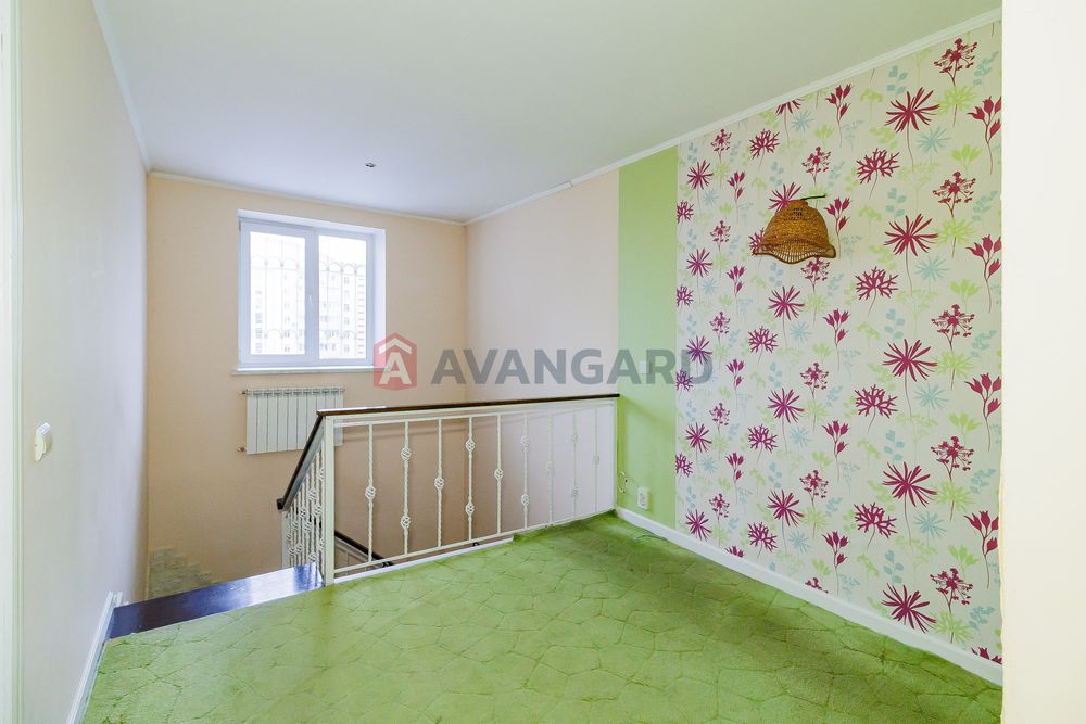 Продається квартира 121,8 кв.м Буча, Ірпінь, своє паркомісце