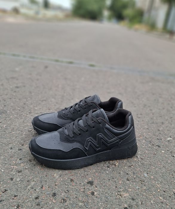 Мужские демисезонные кроссовки SWIN