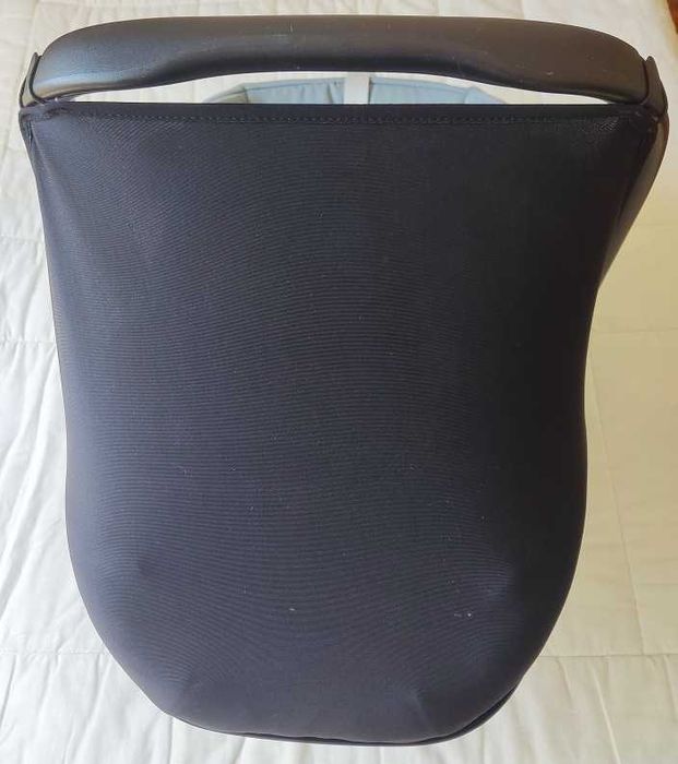 Cadeira Auto Ovo Maxi cosi pebble